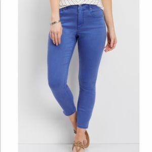 Denim flex flag blue cropped color jeggings.